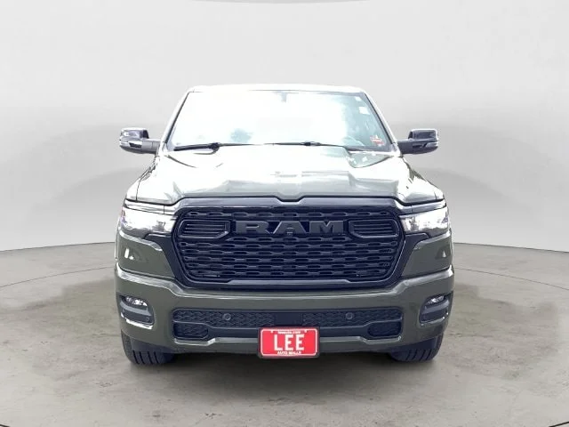 New 2026 Tank Ram BIG HORN CREW CAB 4X4 5