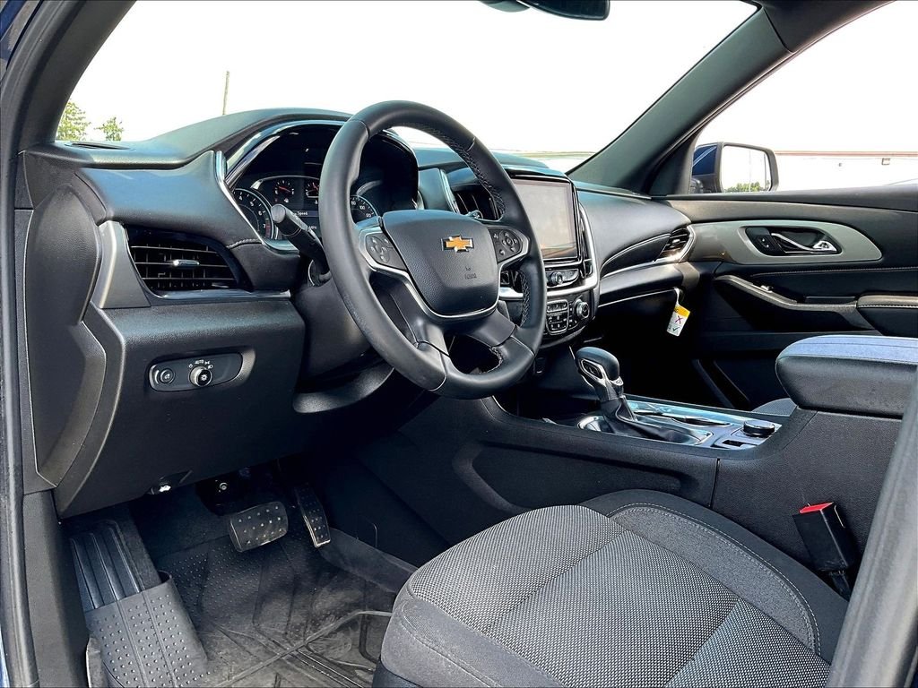 Used 2023 Northsky Blue Metallic Chevrolet LT image 8