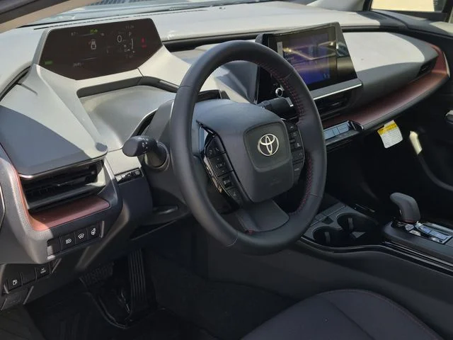 Used 2025 Guardian Gray Toyota SE image 10