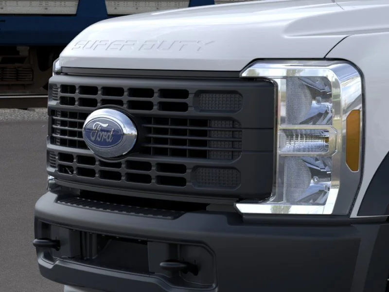 New 2026 Oxford White Ford F-600® XL image 18
