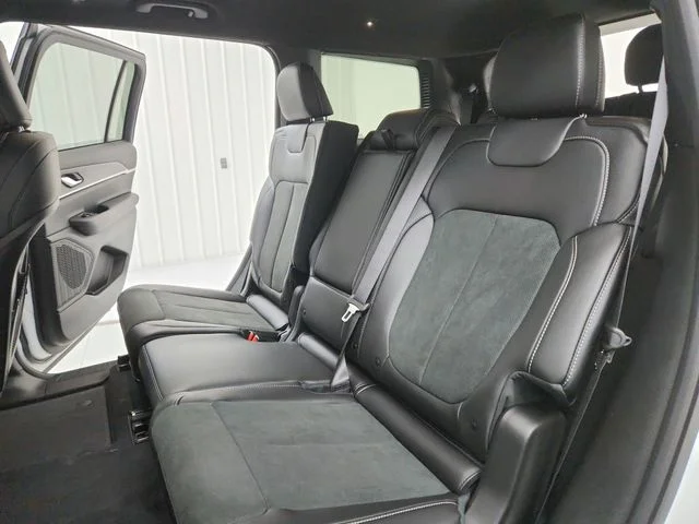 New 2026 White Jeep Altitude image 40