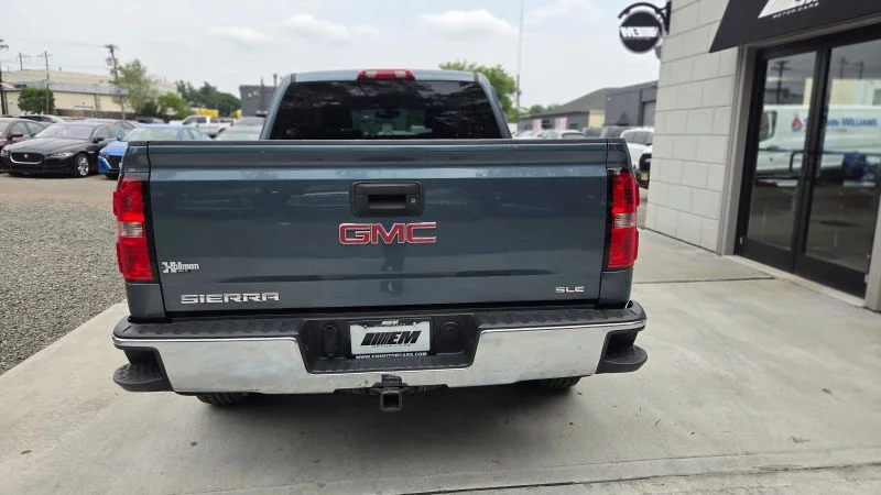 Used 2014 Blue GMC SLE Pickup 4D 6 1/2 ft image 42