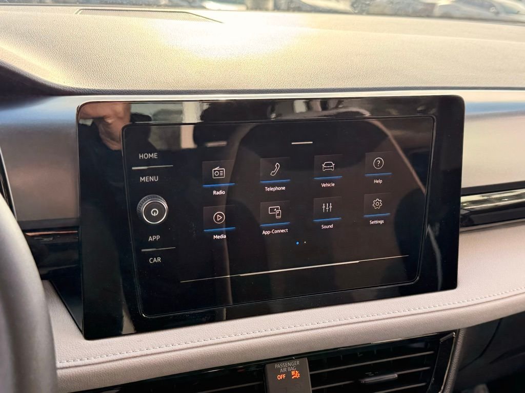 New 2026 Platinum Gray Metallic Volkswagen 1.5T S image 20