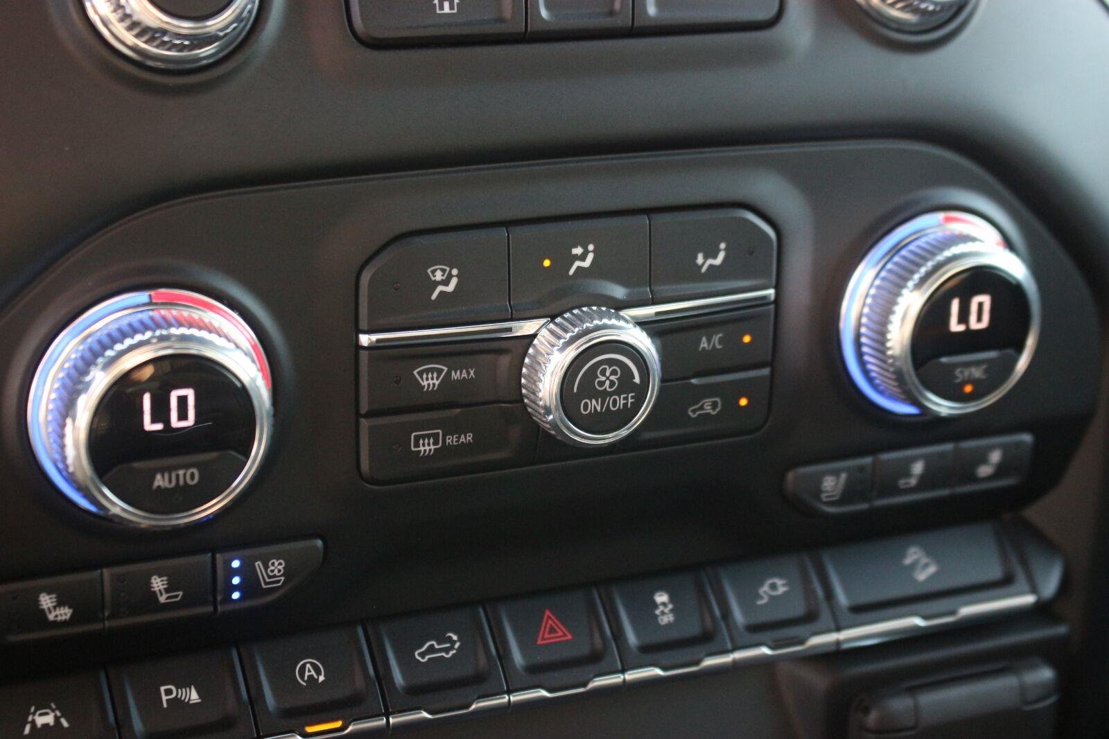 Used 2021 SUMMIT WHITE GMC AT4 image 26