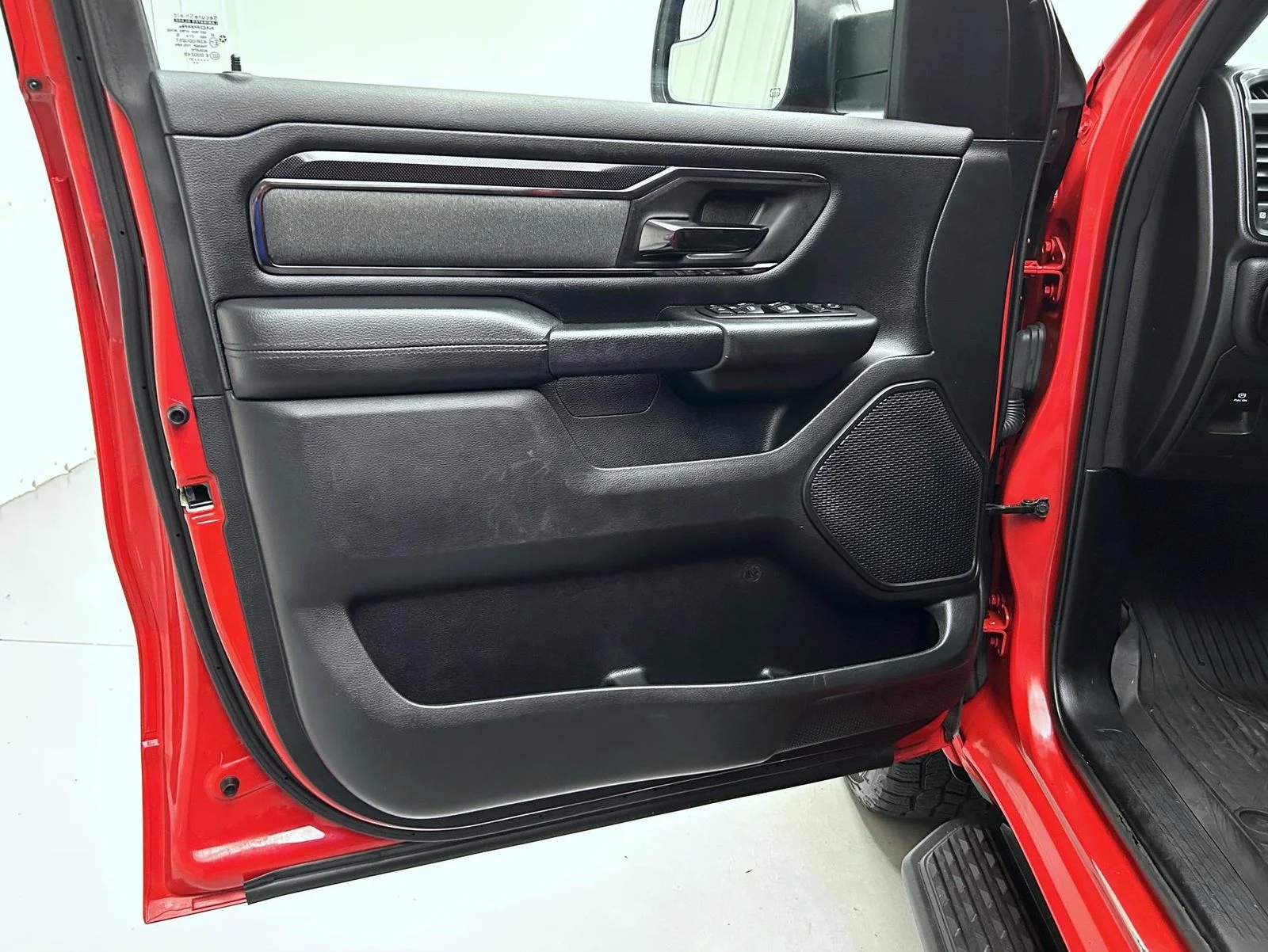 Used 2021 Red Ram Big Horn/Lone Star image 9