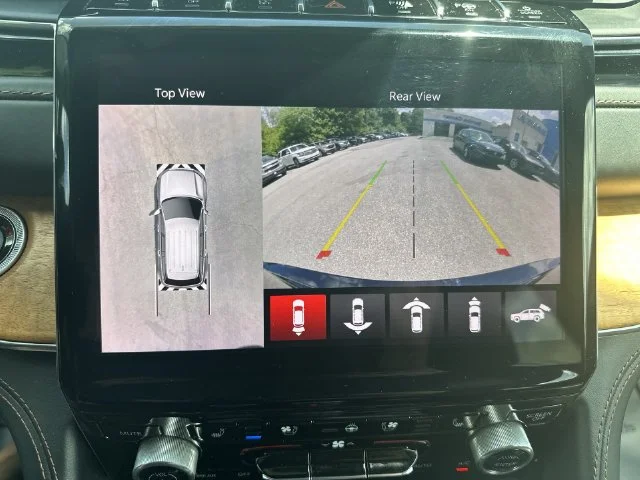 Used 2022 Black Jeep Summit Reserve image 27