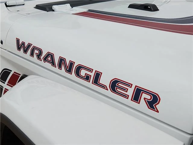 New 2026 PW7 Bright Whit Jeep 4-DOOR AMERICA250 image 5