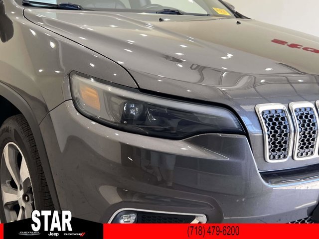Used 2019 Granite Crystal Metallic Clearcoat Jeep Limited image 10