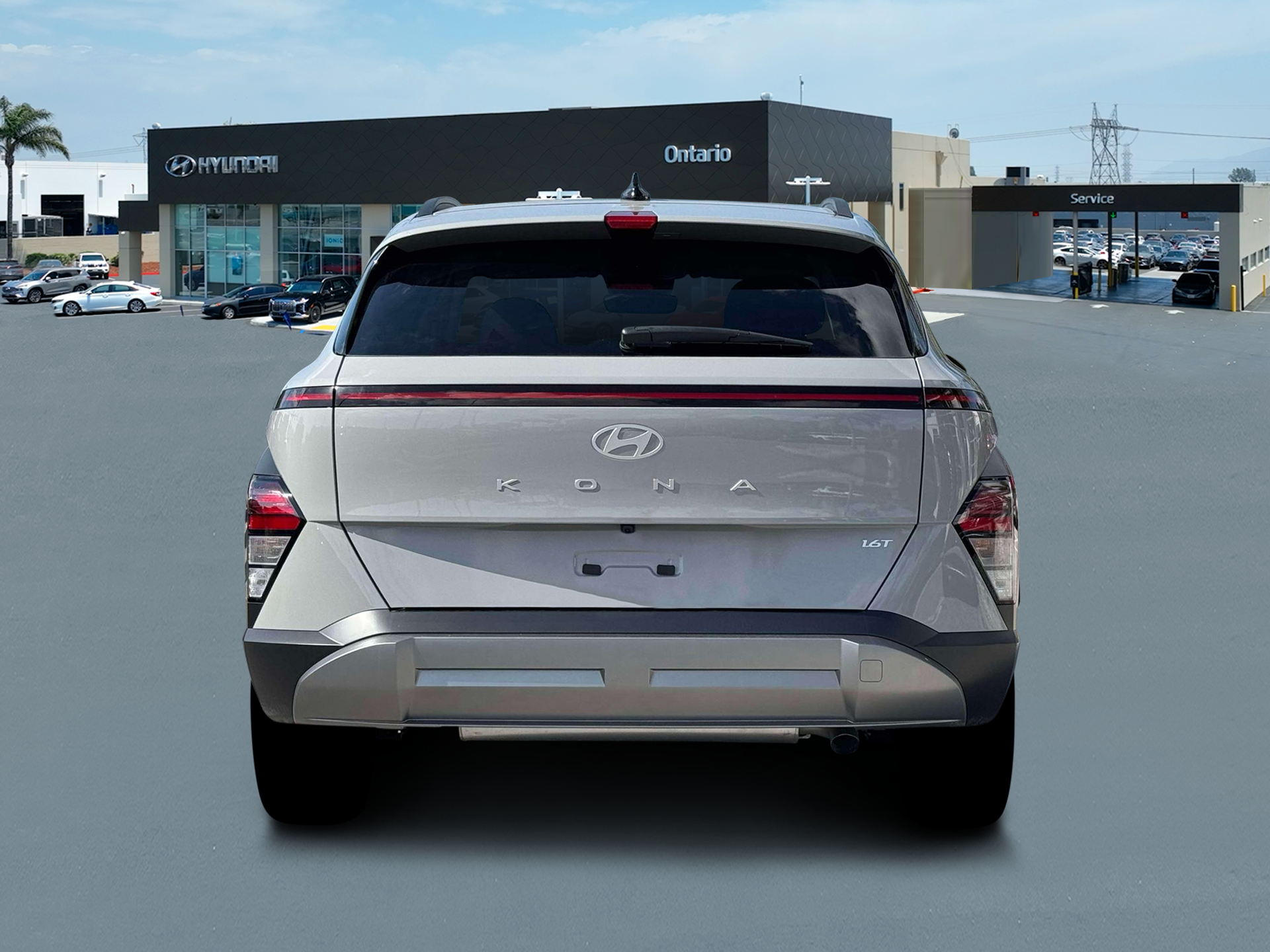 New 2026 Gray Hyundai SEL Premium image 23