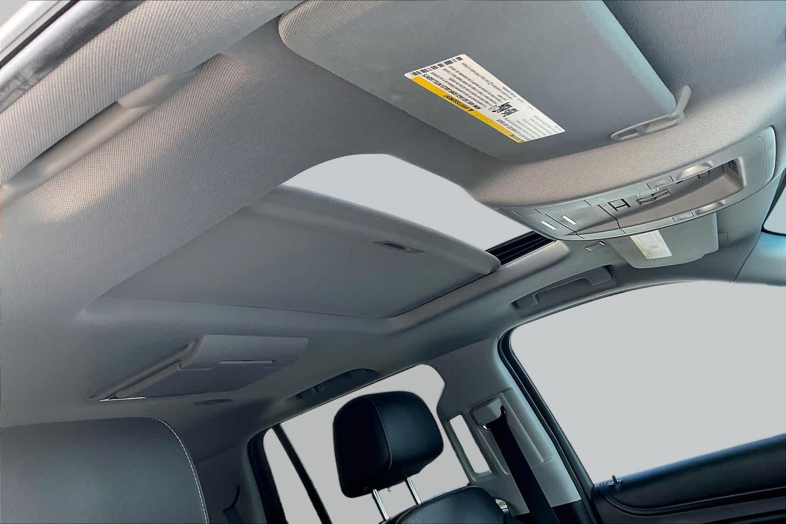 Used 2018 Black Chevrolet LT image 13