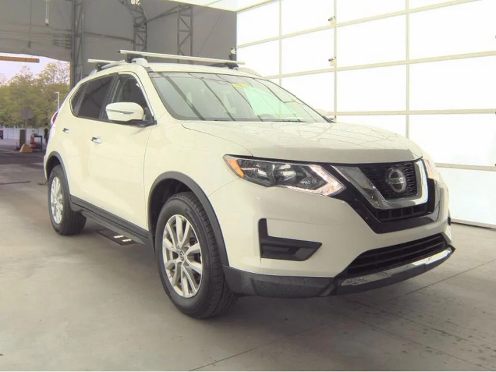 Used 2019 White Nissan SV image 4