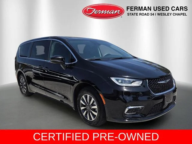 2024 Chrysler Pacifica Hybrid Select