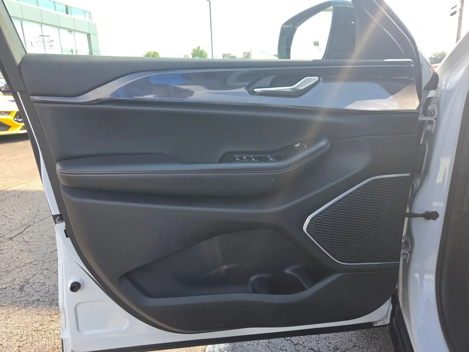 Used 2021 Bright White Clearcoat Jeep Altitude image 16