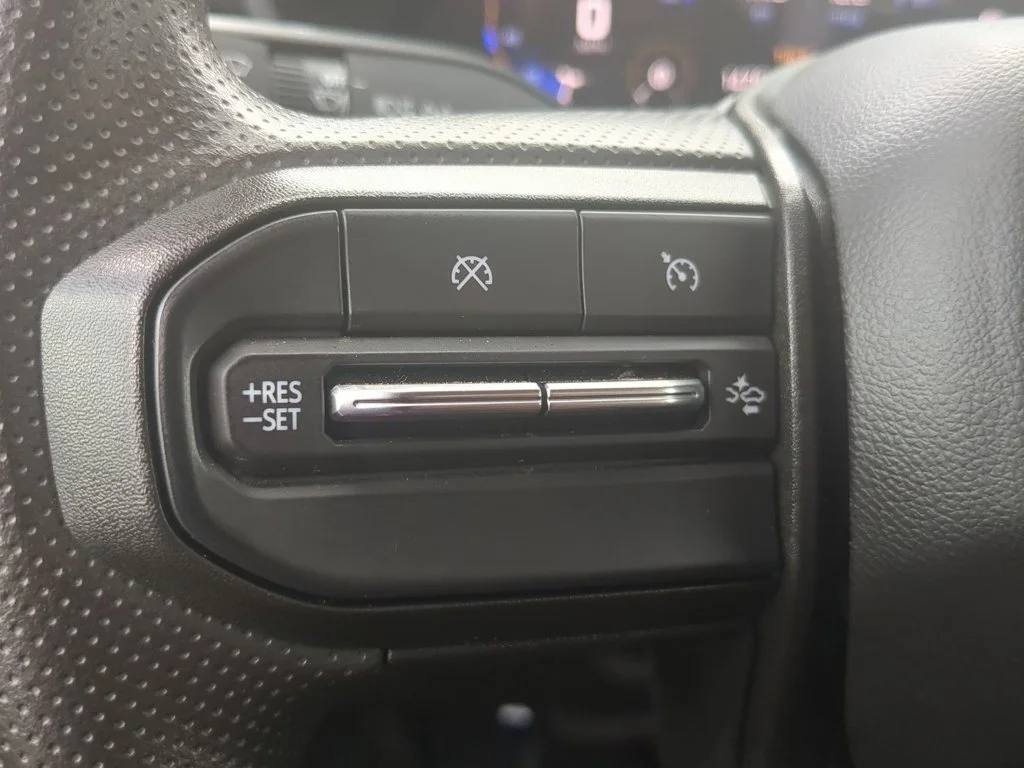 Used 2024 Summit White Chevrolet 4WD Trail Boss image 22