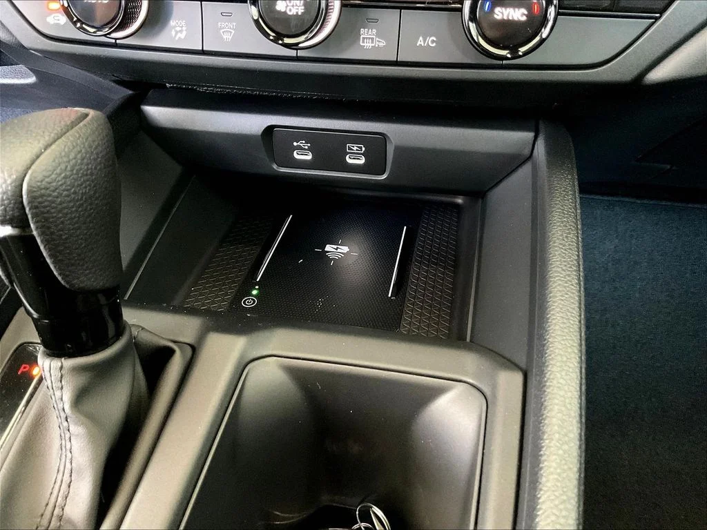New 2026 Urban Gray Pearl Honda SE image 17