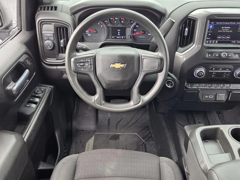Used 2022 Summit White CHEVROLET CUSTOM image 12