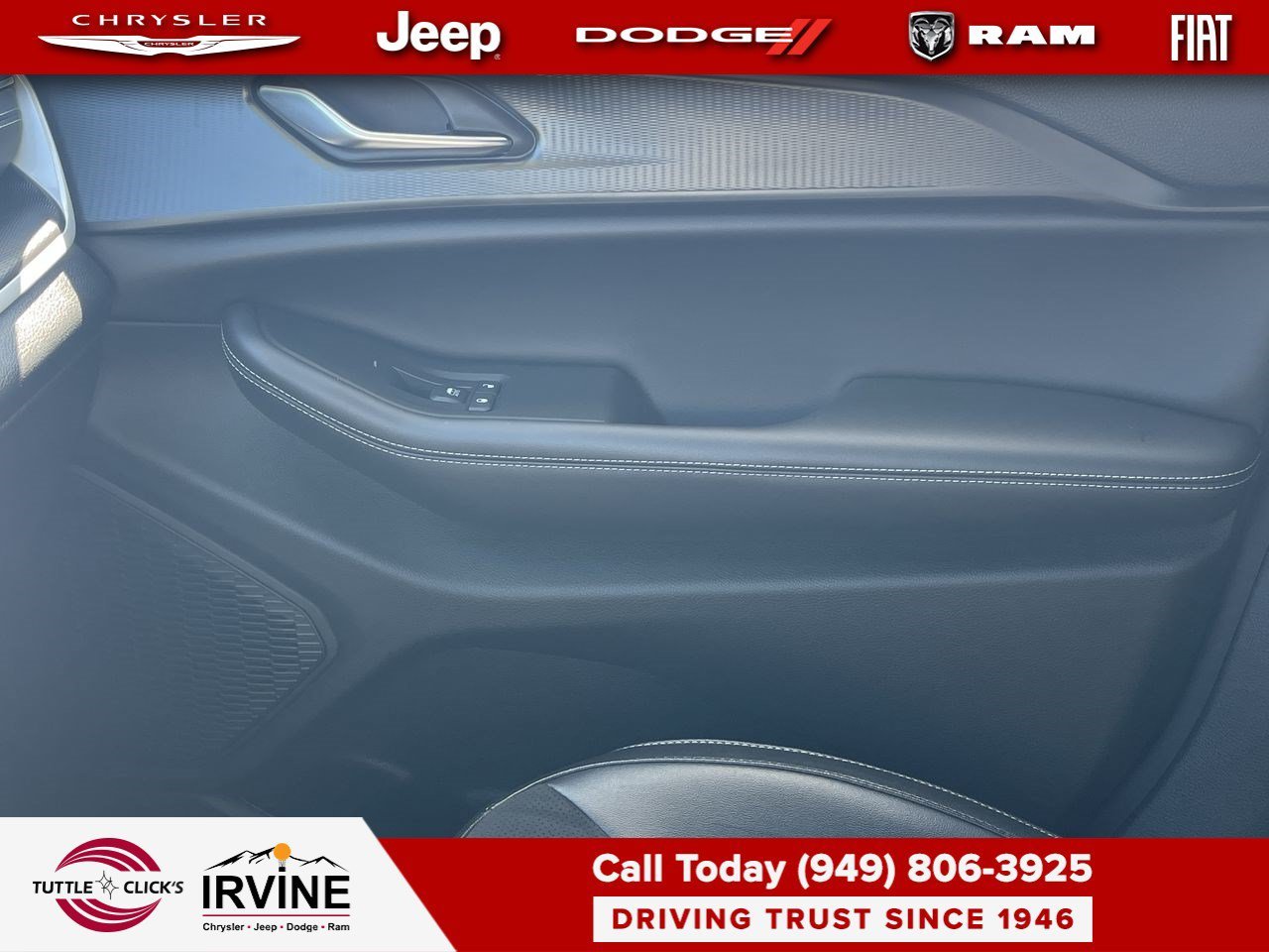 Certified Used 2023 Baltic Gray Metallic Clearcoat Jeep Altitude image 23