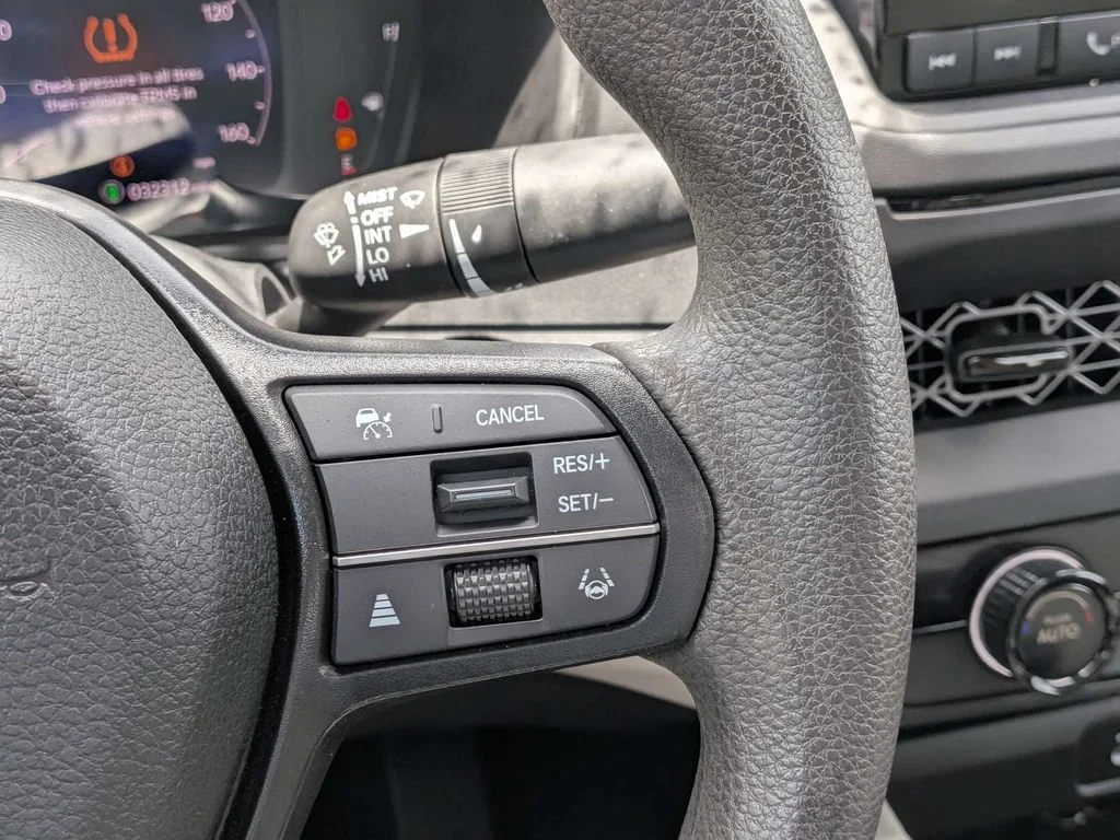 Used 2024 Black Honda LX image 21