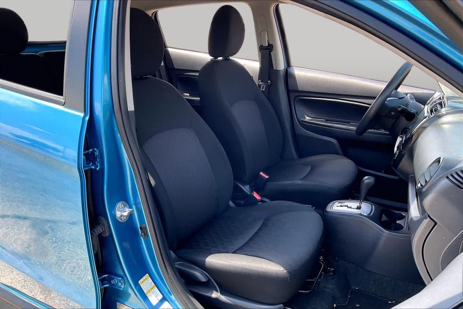 Used 2024 Sapphire Blue Metallic Mitsubishi ES image 9
