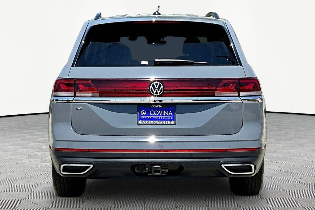New 2026 Gray Volkswagen SE w/Technology image 5