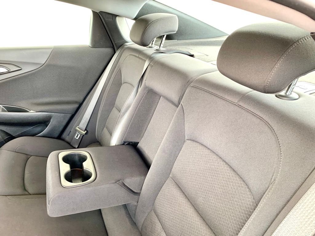Used 2023 Gray Chevrolet LT image 17