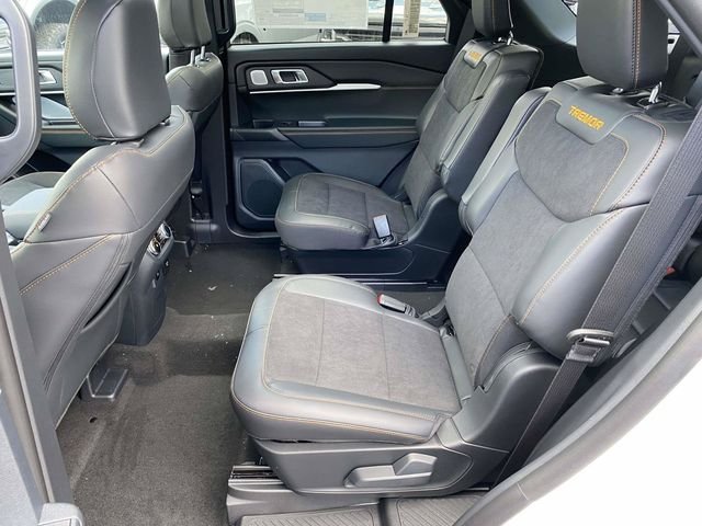 New 2026 Star White Metallic Tri-Coat Ford Tremor image 7