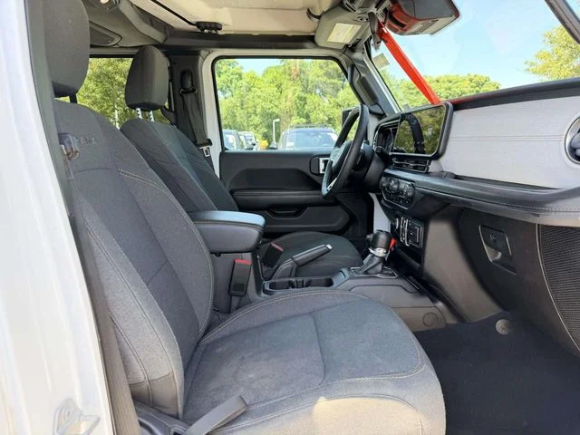 Used 2024 White Jeep Sahara 4xe image 10