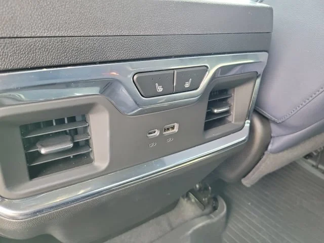 2025 Chevrolet Silverado 2500HD High Country - Photo 14