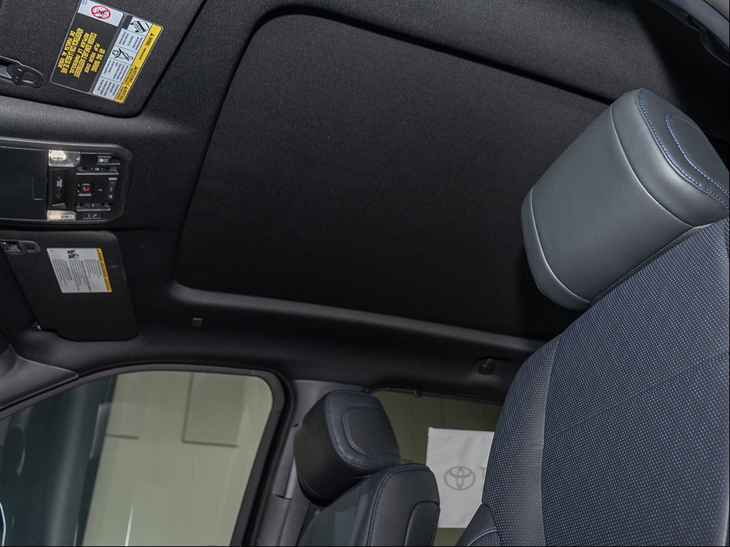New 2026 Midnight Black Metallic Toyota  Platinum image 18