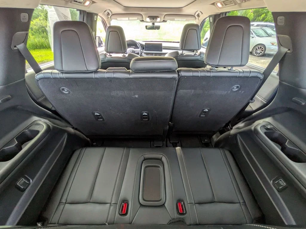 Used 2023 Blue INFINITI LUXE image 22