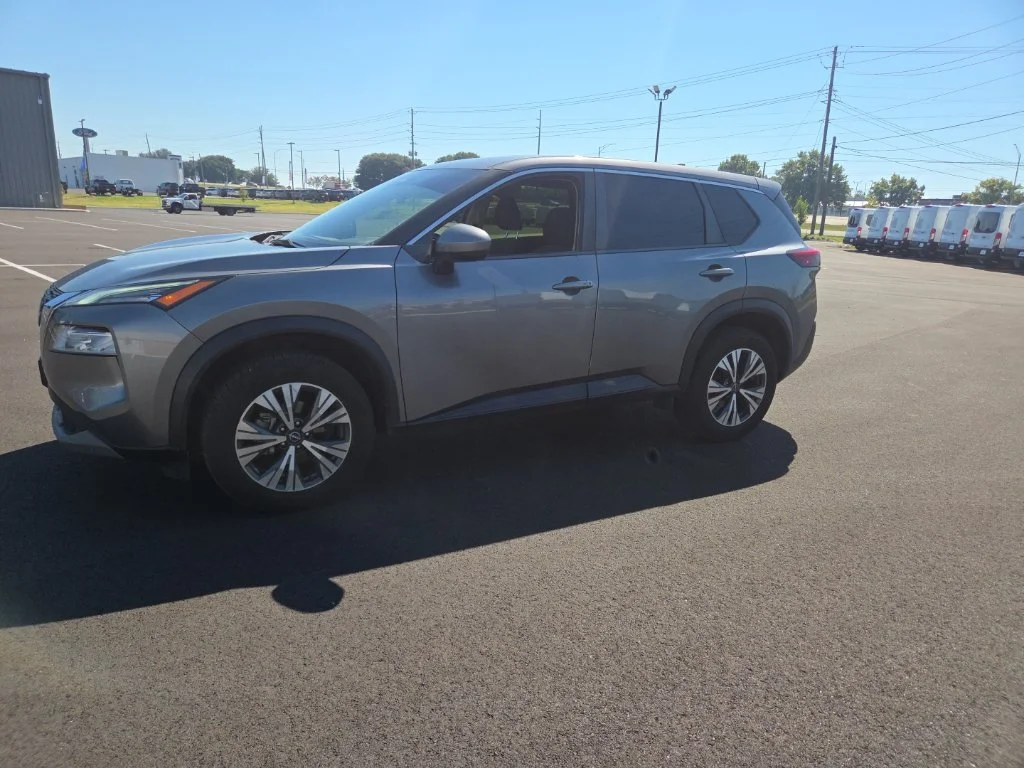 Used 2023 Gray Nissan SV image 5