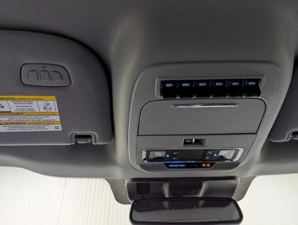 Certified Used 2025 Carbonized Gray Metallic Ford Lariat image 12