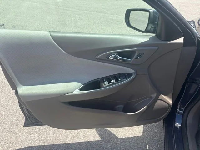 2025 Chevrolet Malibu 1LT - Photo 14