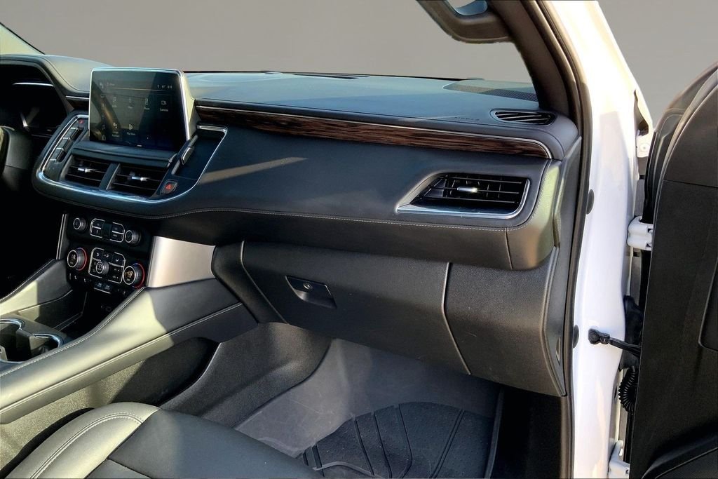 Used 2023 Summit White Chevrolet Z71 image 17