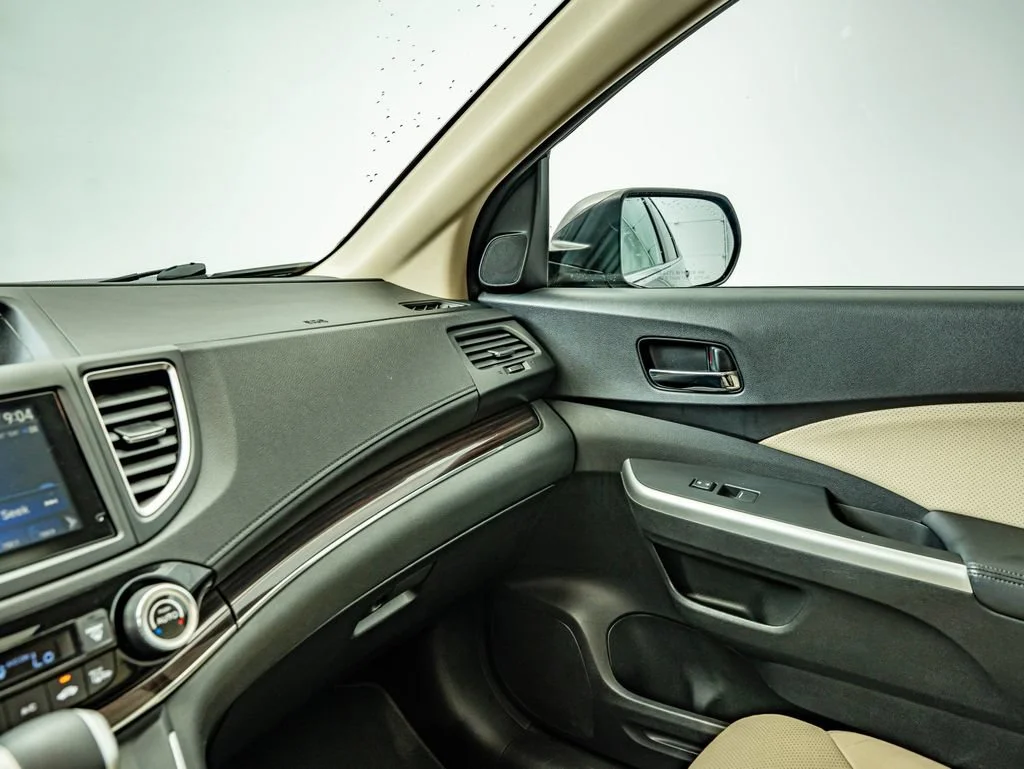 Used 2015 Gray Honda EX-L image 30