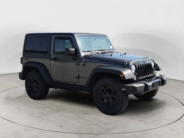 Used 2014 Gray Jeep Sport image 3