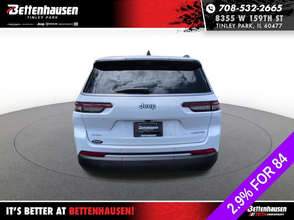 New 2026 Bright White Clear-Coat Exterior Paint Jeep Limited image 7