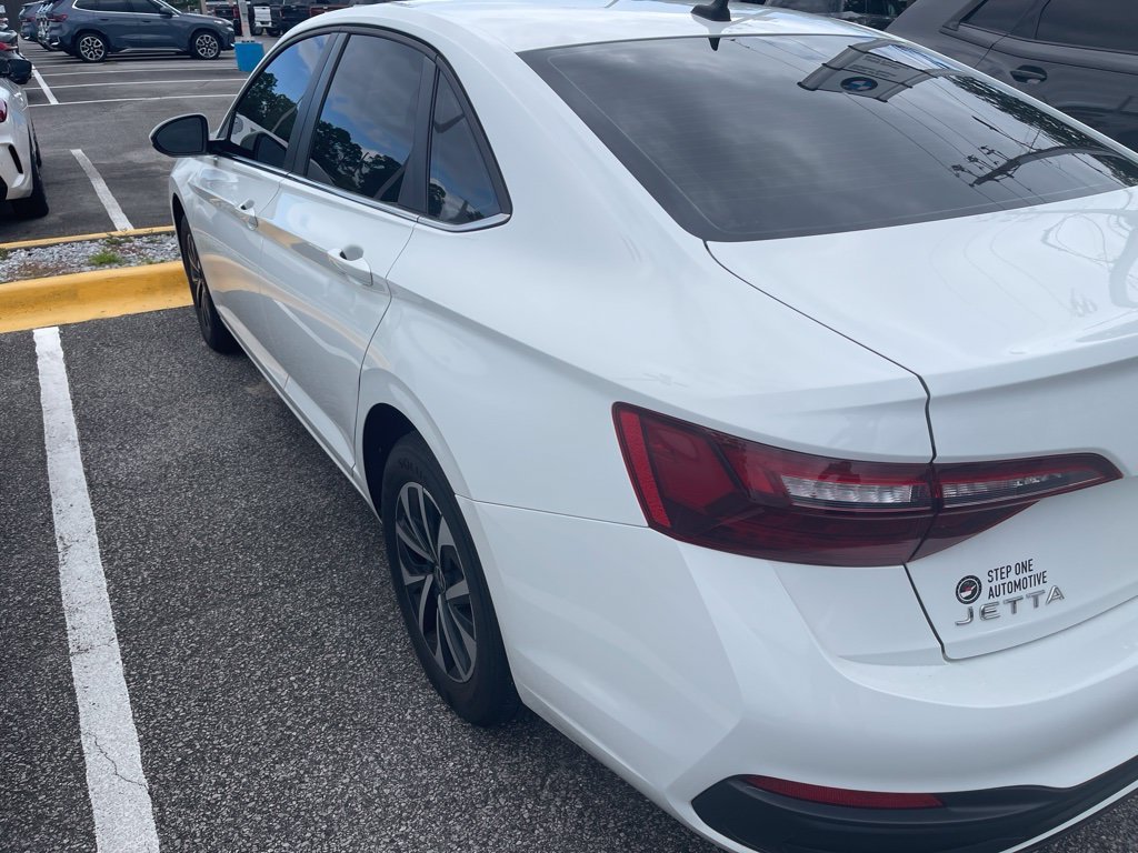 3VW5M7BU7RM100591