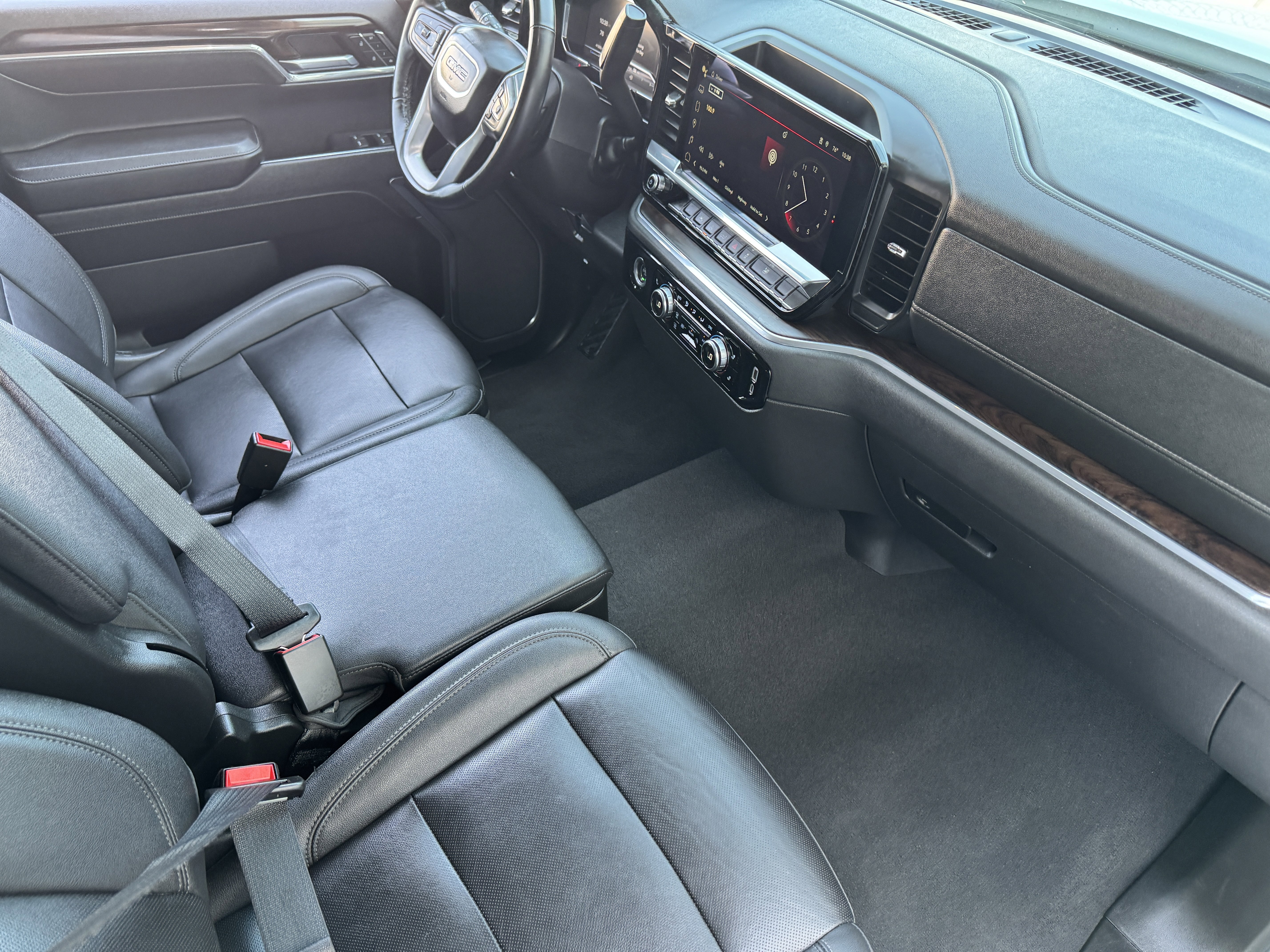 2024 GMC Sierra 1500 SLT - Photo 22