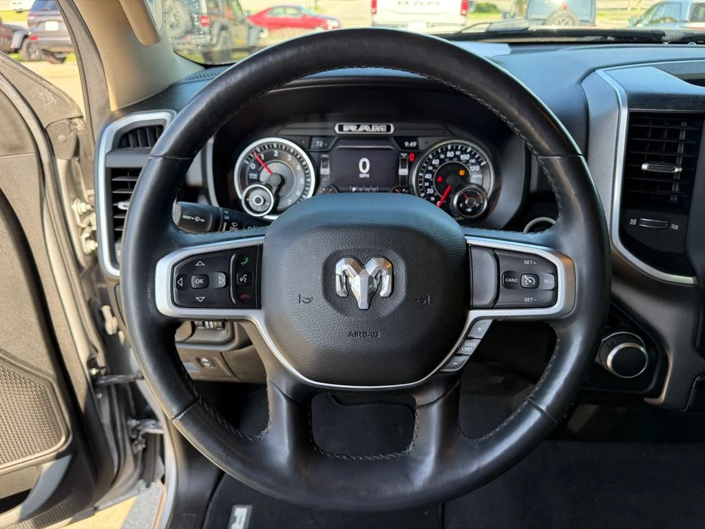 Used 2019 Silver Ram Big Horn/Lone Star image 16