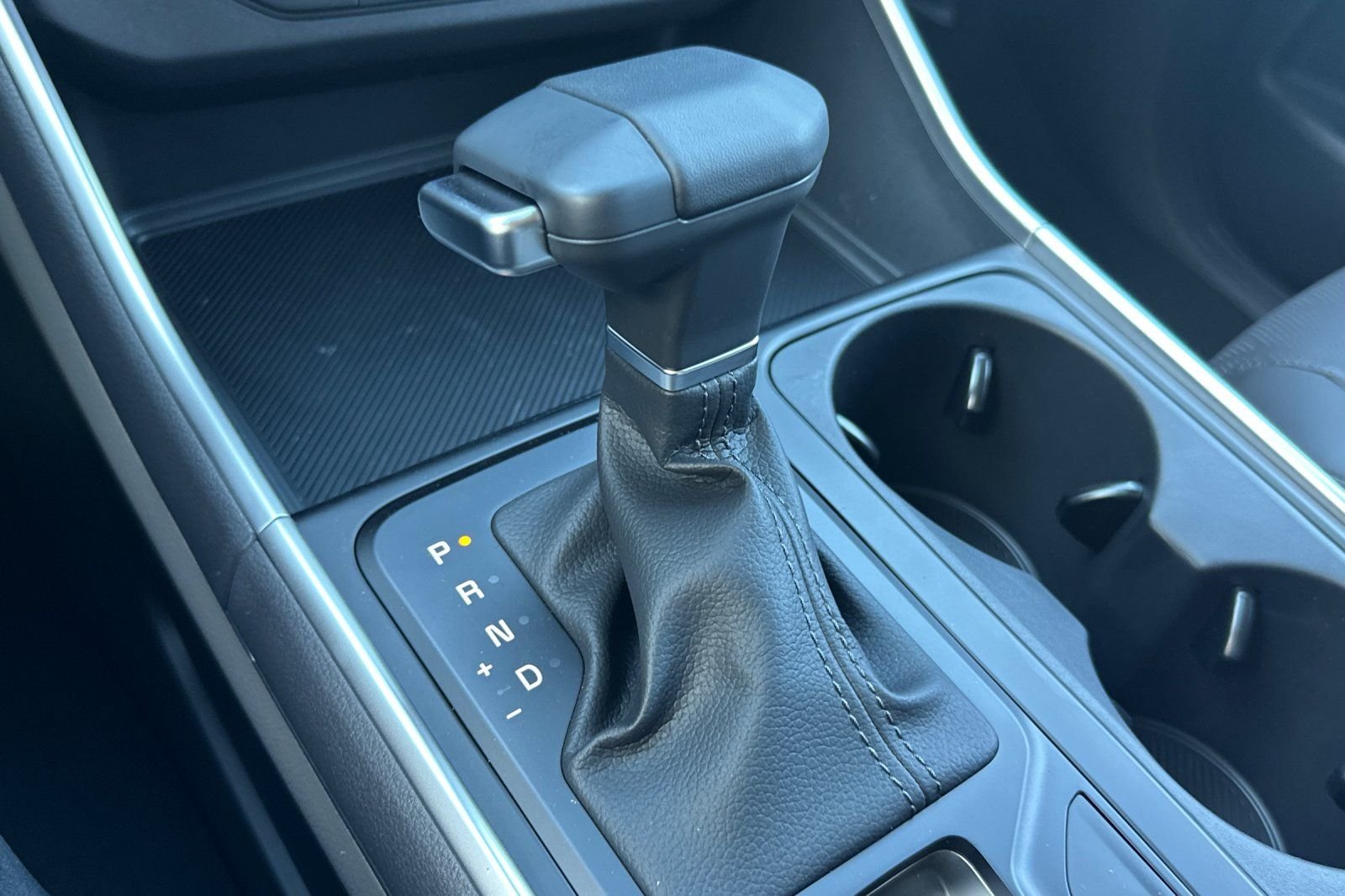 New 2026 White Kia LXS image 23