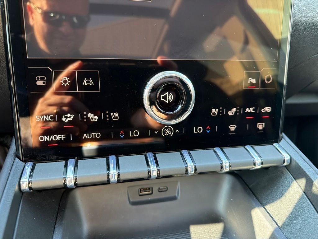 Used 2026 Red GMC Denali image 29
