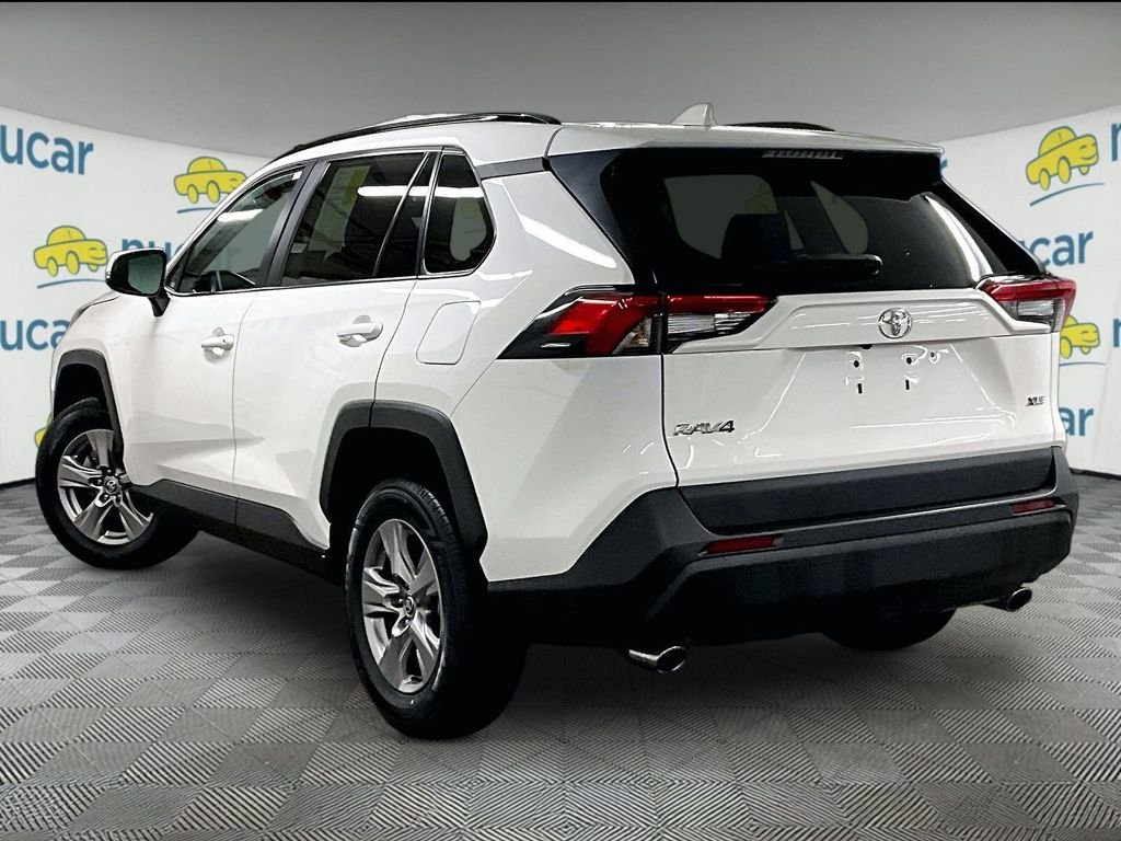 Used 2024 White Toyota XLE image 4