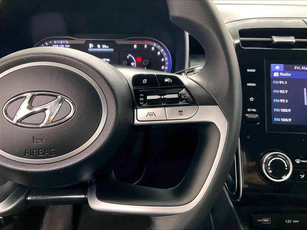 Used 2023 Amazon Gray Hyundai SEL image 23