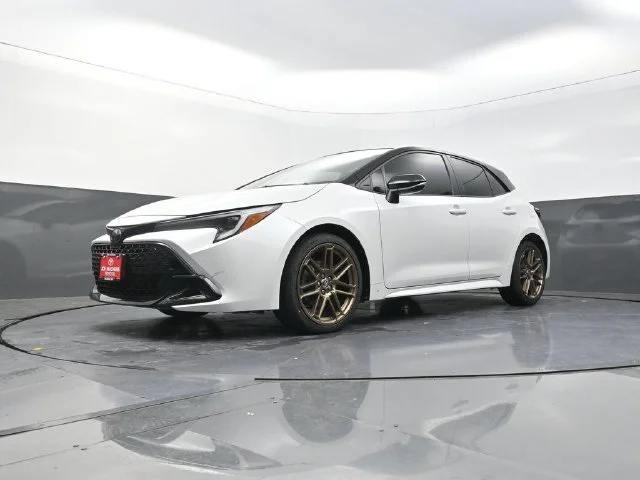 Used 2025 Beige Toyota Nightshade image 33
