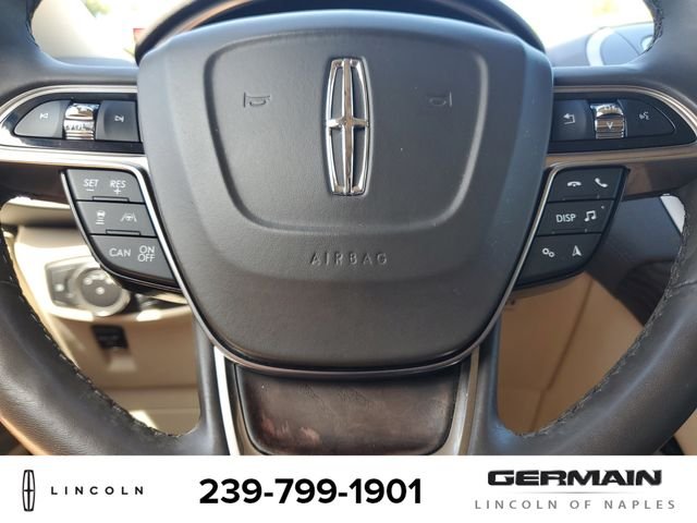Used 2020 White Lincoln Reserve image 23