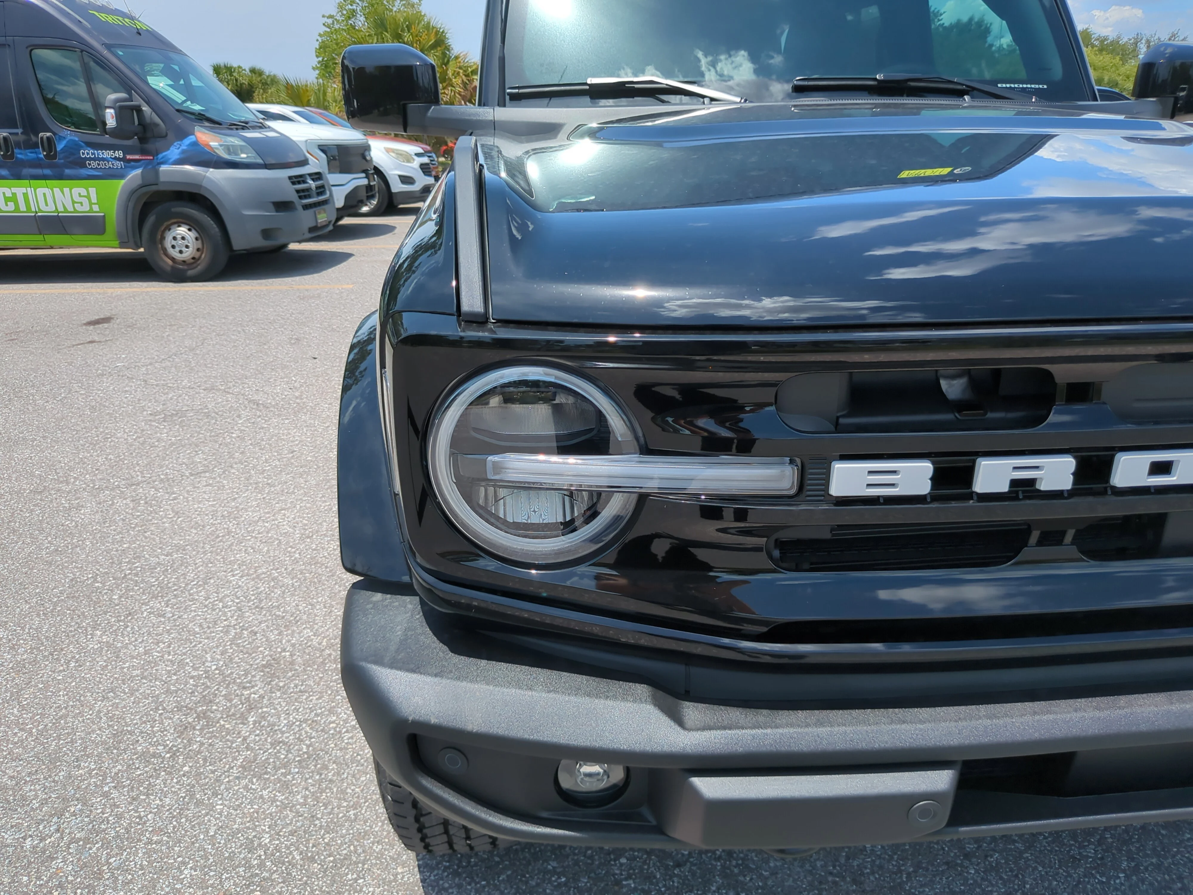 New 2026 Shadow Black Ford Outer Banks image 9