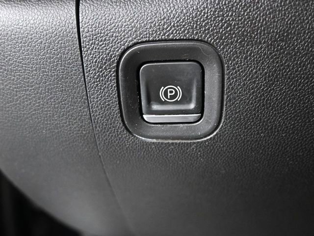 Used 2022 Black Chevrolet LT (2FL) image 21