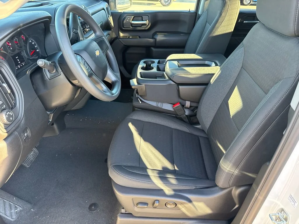 2026 Chevrolet Silverado 2500 HD Custom - Photo 15