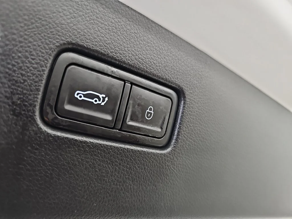 Used 2024 White Genesis Performance image 16